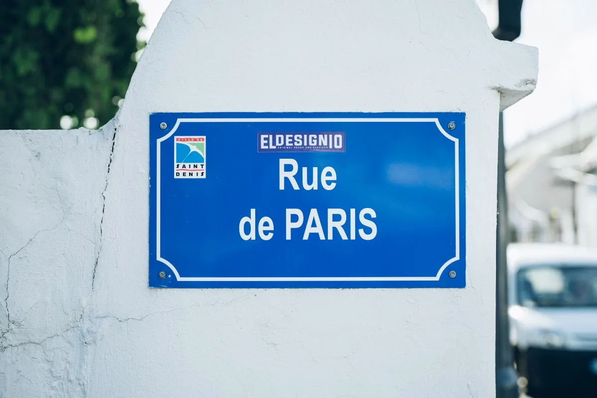Plaque rue office Popineau & Associés Notaires